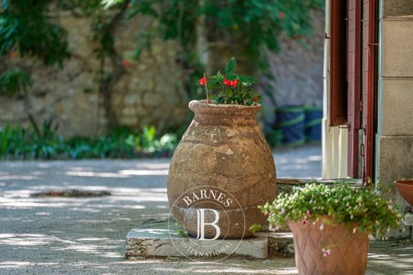 Aix-en-Provence, Propriété 4 Chambres -  304 m² à vendre