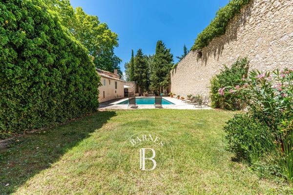 Aix-en-Provence, Propriété 4 Chambres -  304 m² à vendre
