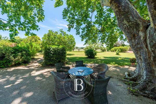Aix-en-Provence, Propriété 4 Chambres -  304 m² à vendre