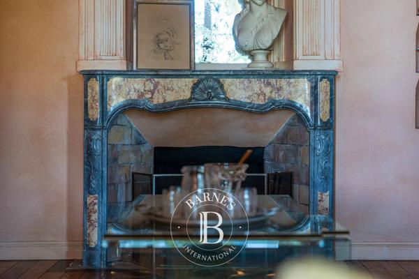 Aix-en-Provence, Propriété 4 Chambres -  304 m² à vendre
