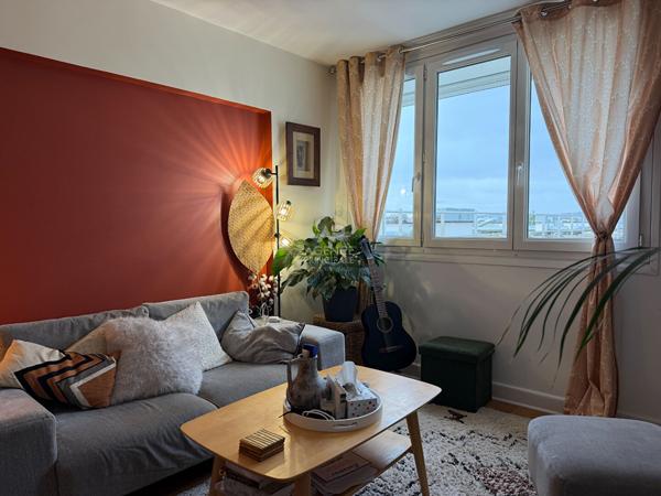 Appartement meublé 3 pièces- SAINT GERMAIN EN LAYE- Secteur Pereire Loyer 1 600 €/mois charges comprises **  - Référence  18960