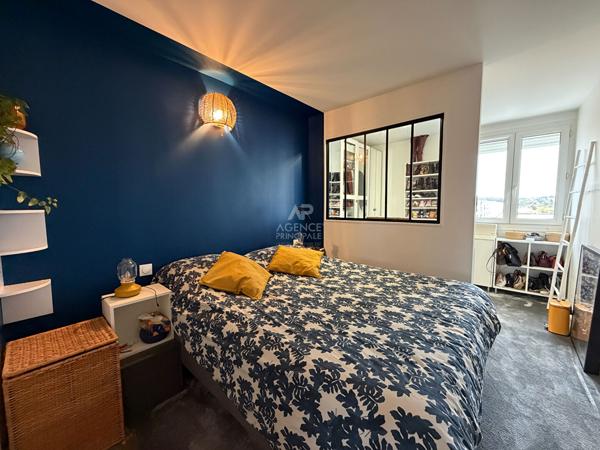 Appartement meublé 3 pièces- SAINT GERMAIN EN LAYE- Secteur Pereire Loyer 1 600 €/mois charges comprises **  - Référence  18960