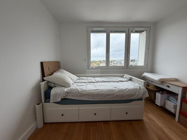 Appartement meublé 3 pièces- SAINT GERMAIN EN LAYE- Secteur Pereire Loyer 1 600 €/mois charges comprises **  - Référence  18960
