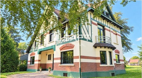 MAISON BOURGEOISE