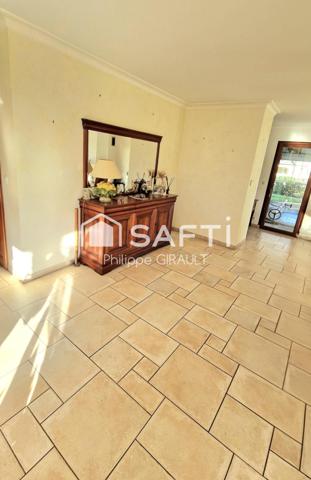 Contemporaine, 4 chambres, sur 2152m² de jardin