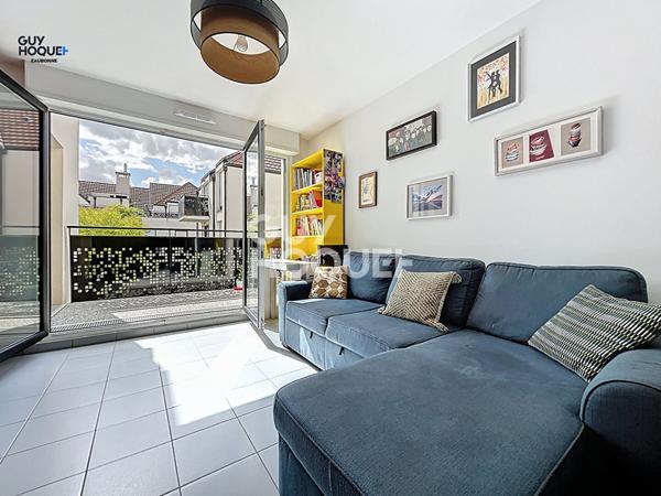 GARE ERMONT-EAUBONNE - APPARTEMENT 2 pièces - une chambre 40m² avec BALCON + parking en sous-sol- Proche commerces du Centre-ville.