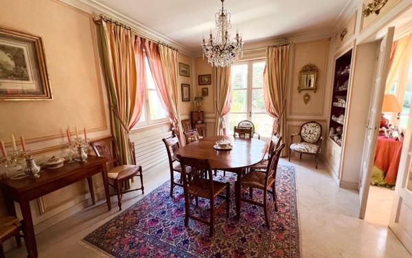 Maison à vendre    7 pièces •  Compiègne