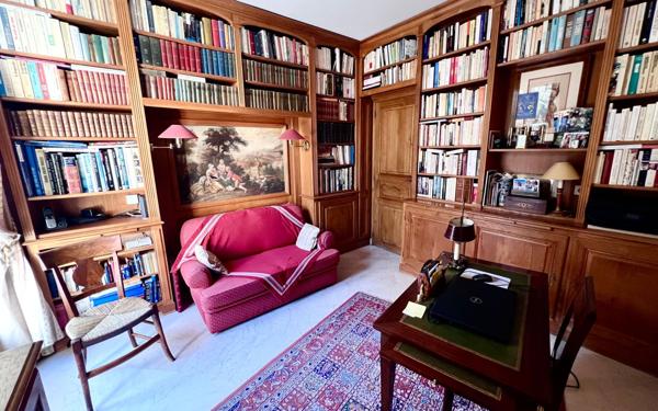 Maison à vendre    7 pièces •  Compiègne