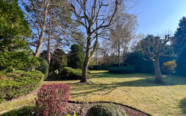 Maison à vendre    7 pièces •  Compiègne