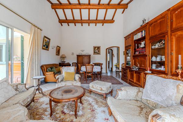 Maison à Monteux de 5 pièces et d'une superficie de 118 m² , lumineuse, sur un terrain de 683 m2