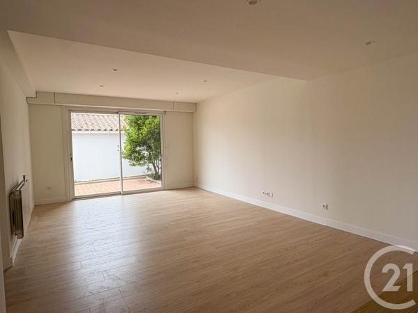 Appartement T3 à vendre  3 pièces - 80,30 m2 CHATEAU D OLONNE - 85