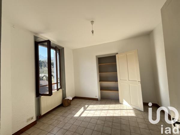 Appartement 3 pièces de 400 m² à Voiron (38500)