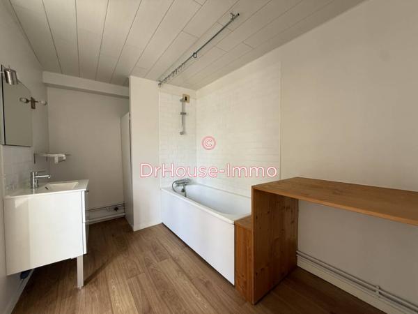 Appartement à louer 2 pièces de 76 m²