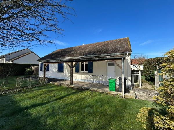 Maison à vendre à Yvré-l'Évêque dans la Sarthe (72530), ref : 72004/1297