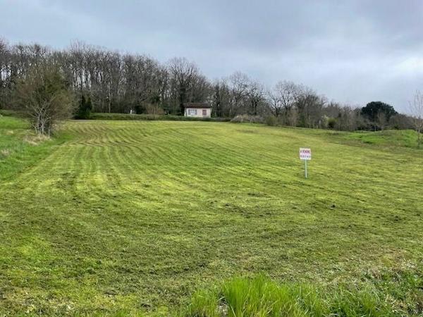 Terrain à vendre    Eugénie-les-Bains