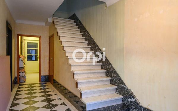 Maison à vendre    6 pièces •  Comines