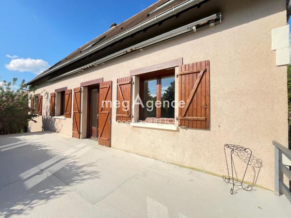 Maison à Beaumont-sur-Sarthe, 72170 - 5 pièces 160m²