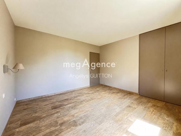 Maison à Beaumont-sur-Sarthe, 72170 - 5 pièces 160m²