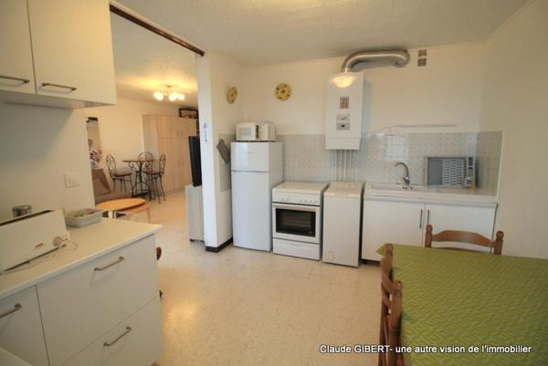 Balaruc-les-Bains (34540) T1 2eme étage avec vue étang et Mont Saint Clair Balaruc-Les-Bains