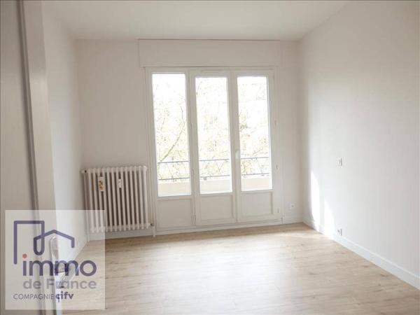 A LOUER ! GRAND APPARTEMENT T5 - EMPLACEMENT IDEAL