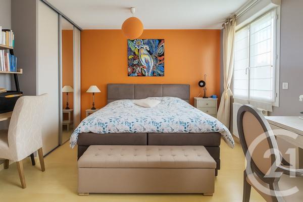 Maison à vendre  8 pièces - 162 m2 PIERRES - 28