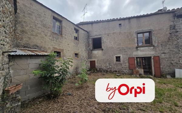 Maison à vendre    3 pièces •  Châteauneuf-de-Randon
