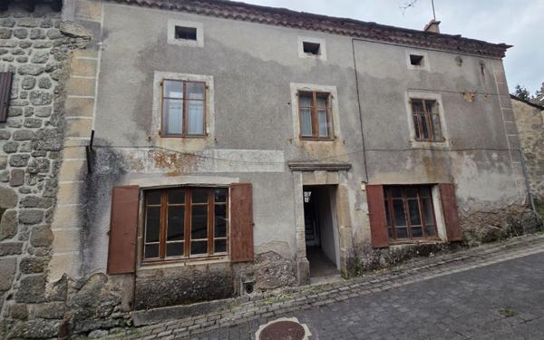 Maison à vendre    3 pièces •  Châteauneuf-de-Randon