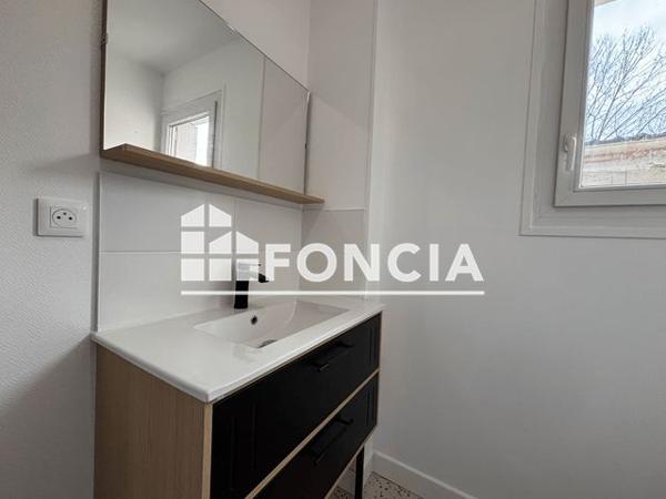 Location Studio 29.07 m² - Etampes 91150