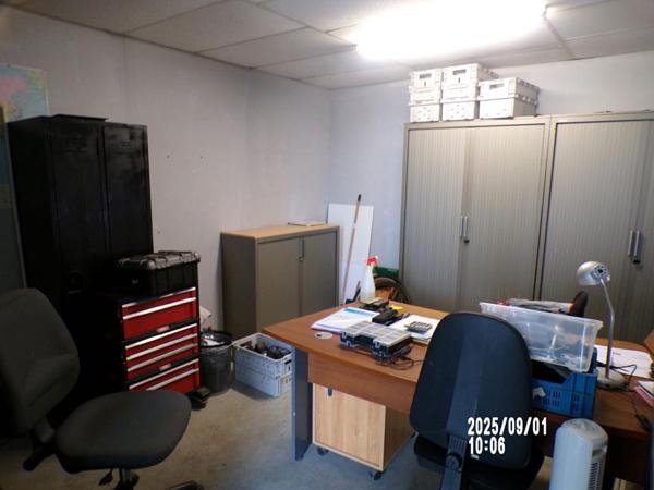 LOCAL 290 m2  - ZAC CONDAMINE - COURSAN