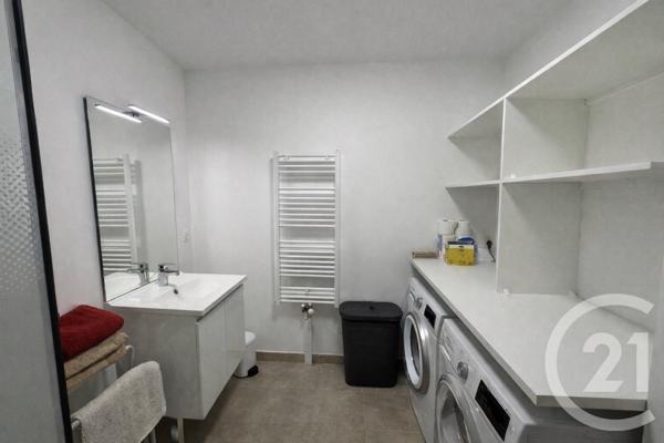 Appartement F5 à vendre  5 pièces - 94,72 m2 SERRIS - 77