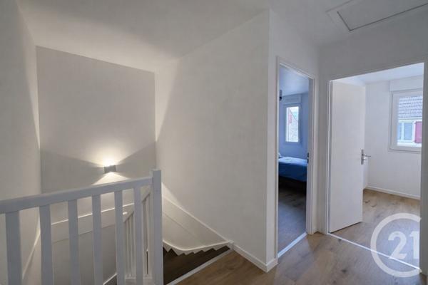 Appartement F5 à vendre  5 pièces - 94,72 m2 SERRIS - 77