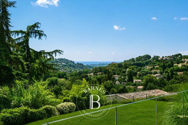 Biot, Villa 5 Chambres -  378 m² à vendre
