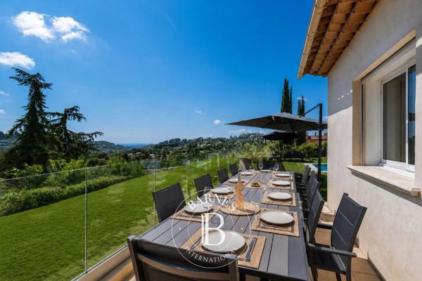 Biot, Villa 5 Chambres -  378 m² à vendre