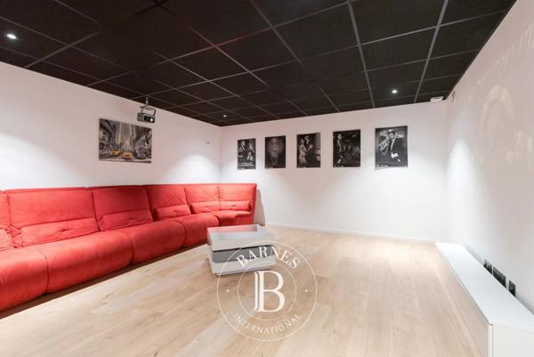 Biot, Villa 5 Chambres -  378 m² à vendre