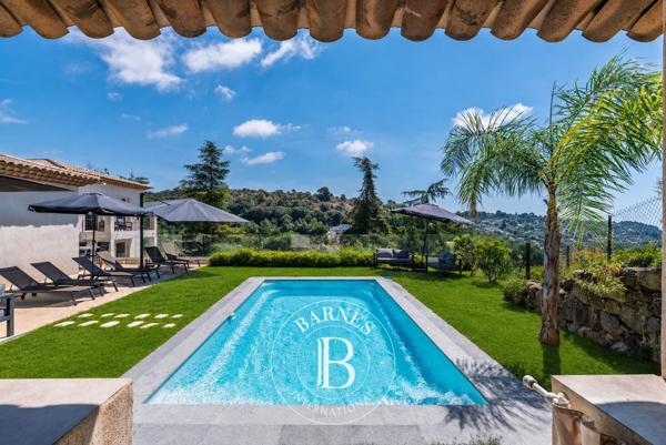Biot, Villa 5 Chambres -  378 m² à vendre