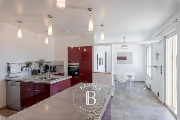 Biot, Villa 5 Chambres -  378 m² à vendre