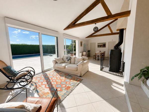 Maison à vendre 382 239 € Saint-Doulchard 5 p 171 m² DPE C