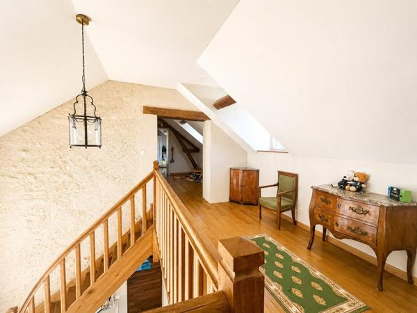 Maison à vendre 382 239 € Saint-Doulchard 5 p 171 m² DPE C