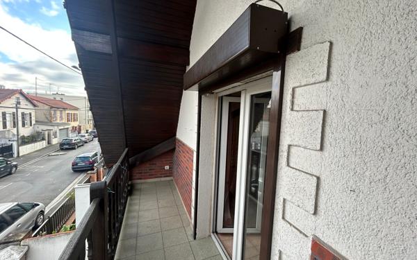 Maison à vendre    6 pièces • 144 m2 Saint-Denis