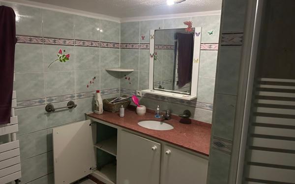 Maison à vendre    6 pièces • 144 m2 Saint-Denis