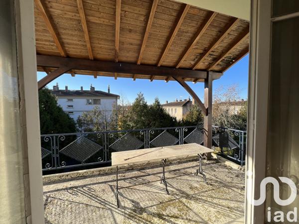 Pavillon 5 pièces de 96 m² à La Rochefoucauld (16110)