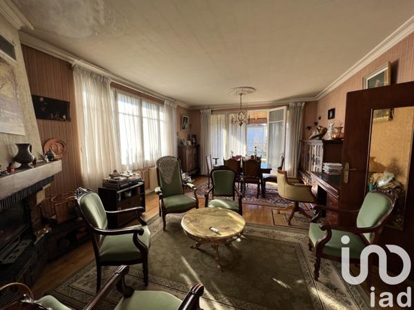 Pavillon 5 pièces de 96 m² à La Rochefoucauld (16110)