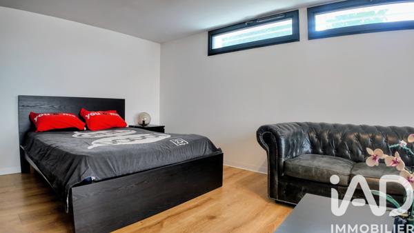 Maison à vendre 6 pièces 208 m² Sury-le-Comtal