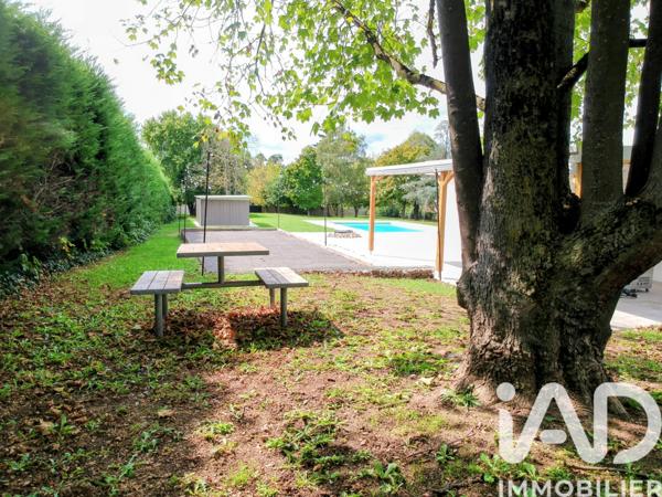 Maison à vendre 6 pièces 208 m² Sury-le-Comtal