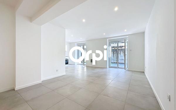 Appartement à vendre    4 pièces •  La Tour