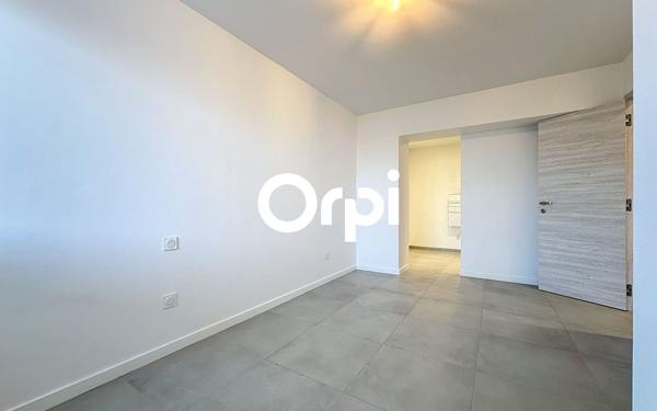 Appartement à vendre    4 pièces •  La Tour