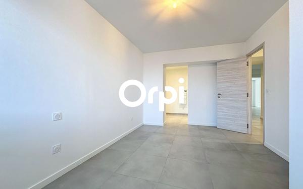 Appartement à vendre    4 pièces •  La Tour