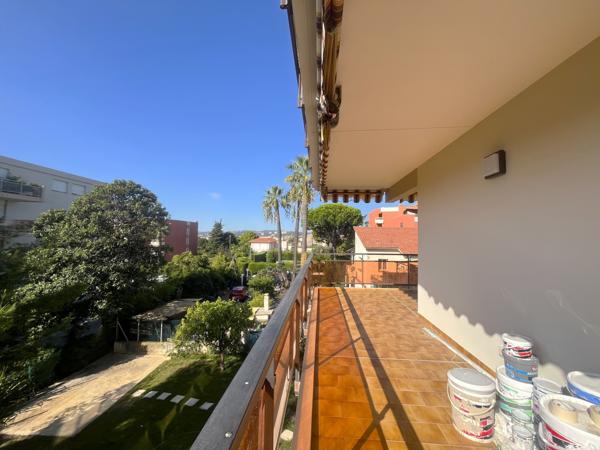 Saint-Laurent-du-Var (06700) APPARTEMENT REFAIT A NEUF PROCHE DES COMMODITES