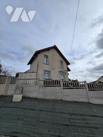 Maison à Vendre à Arques-la-Bataille (76880) en Seine-Maritime (76)

Cette maison dispose d'u...