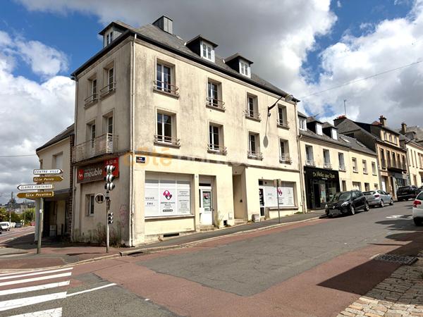 Vente
                Maison295 m² - 9 Pièces -
                    PIROU (50770)